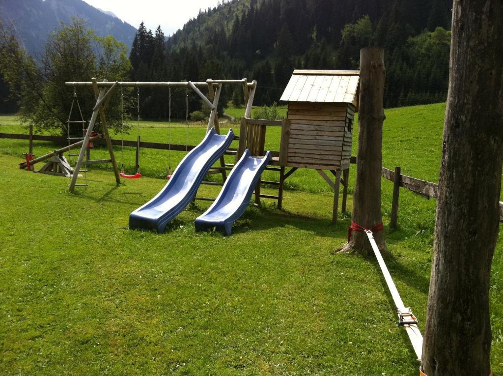 Haus Alpenland Hotel Tannheim Buitenkant foto