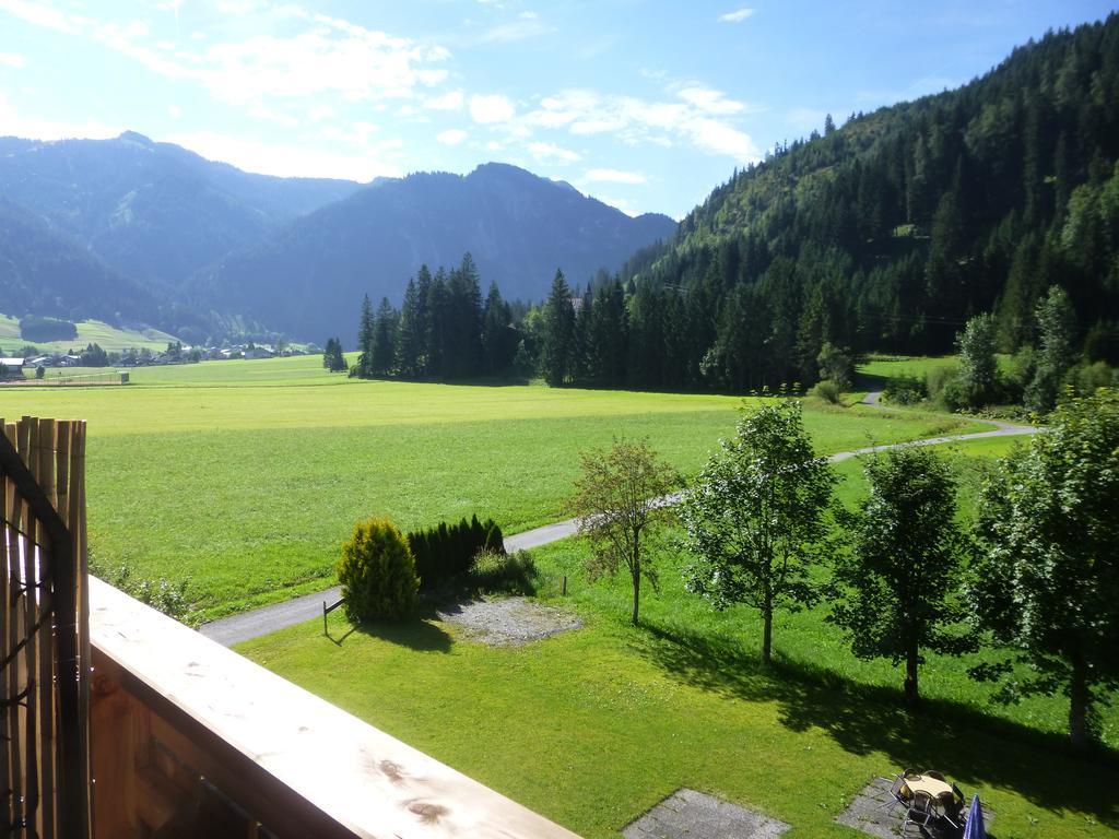 Haus Alpenland Hotel Tannheim Buitenkant foto